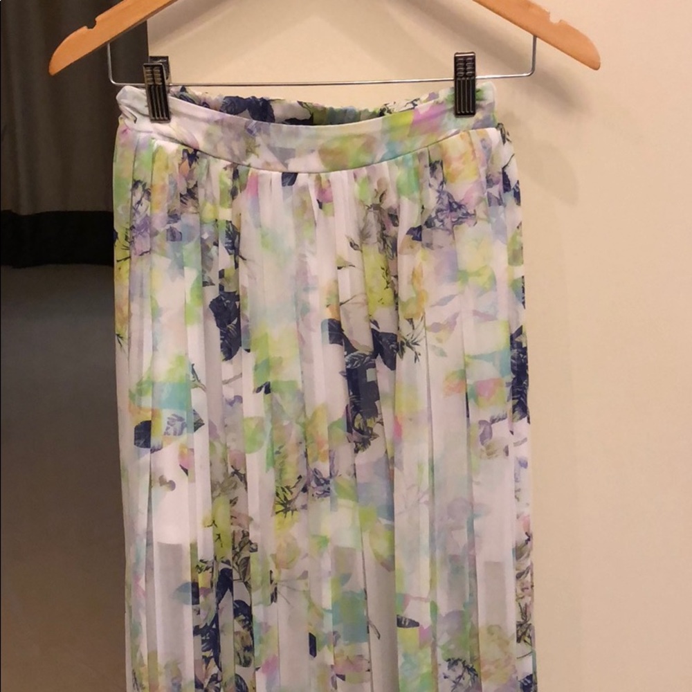 BCBG maxi skirt
